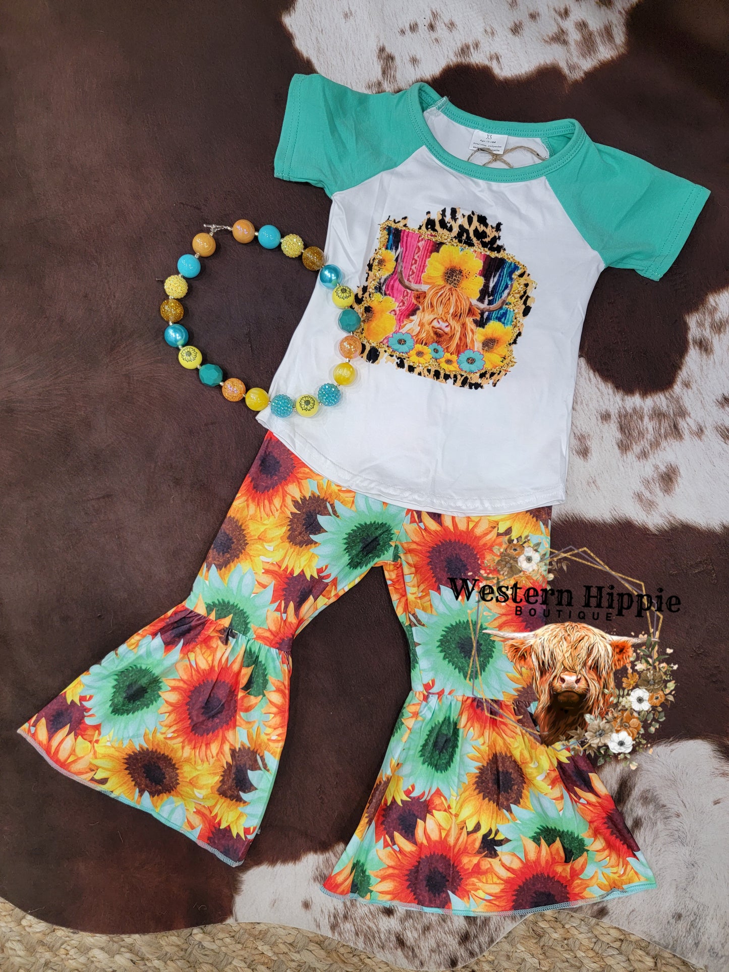 Highland sunflower bell bottoms set